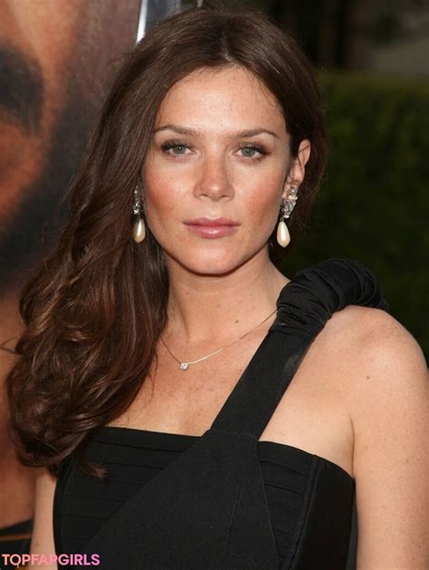 Anna Friel Nude Photos & Naked Sex Videos